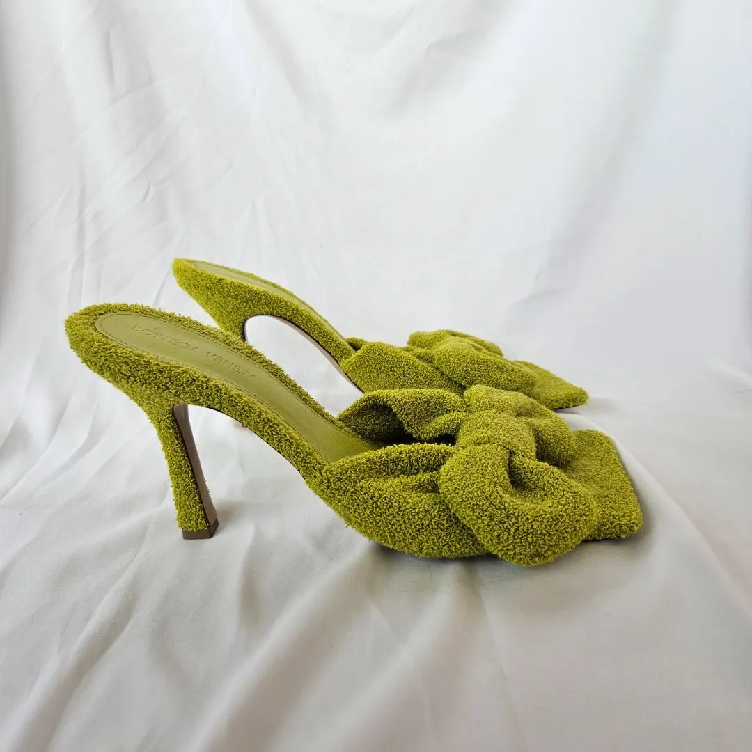 Bottega Veneta Terry Cloth Bow Accent Sandal, 40