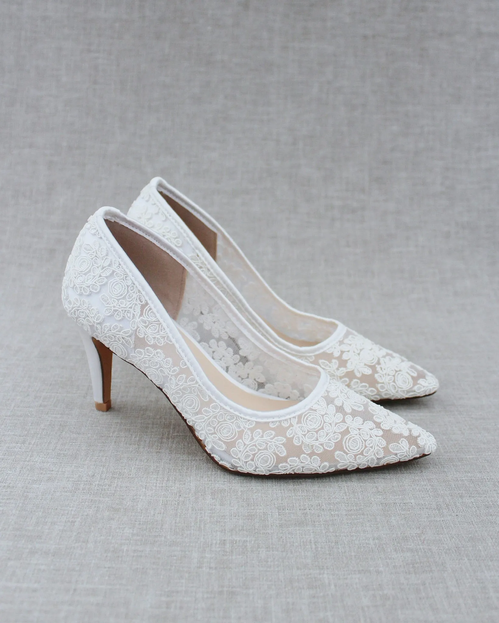 Lace Bridal Pump
