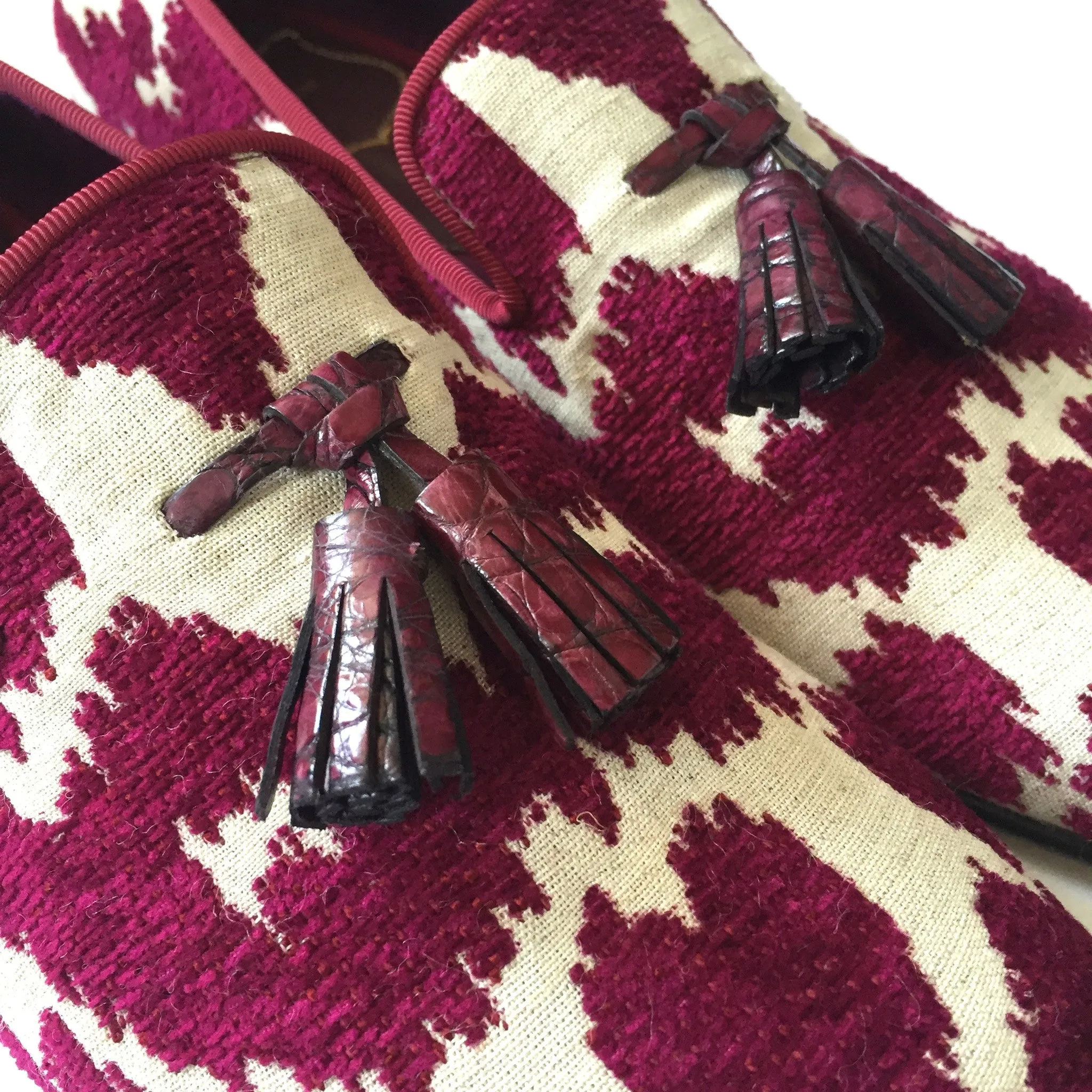 Tom Ford - Magenta Jacquard Croc Tassel Loafers